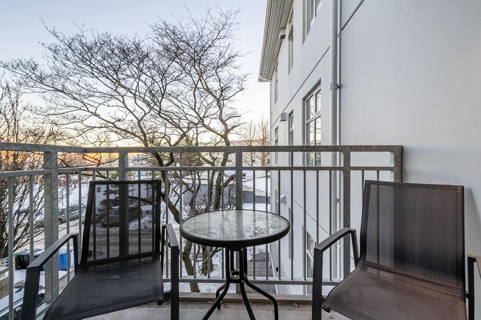 Astro Laugavegur Apartment Reykjavik Ngoại thất bức ảnh