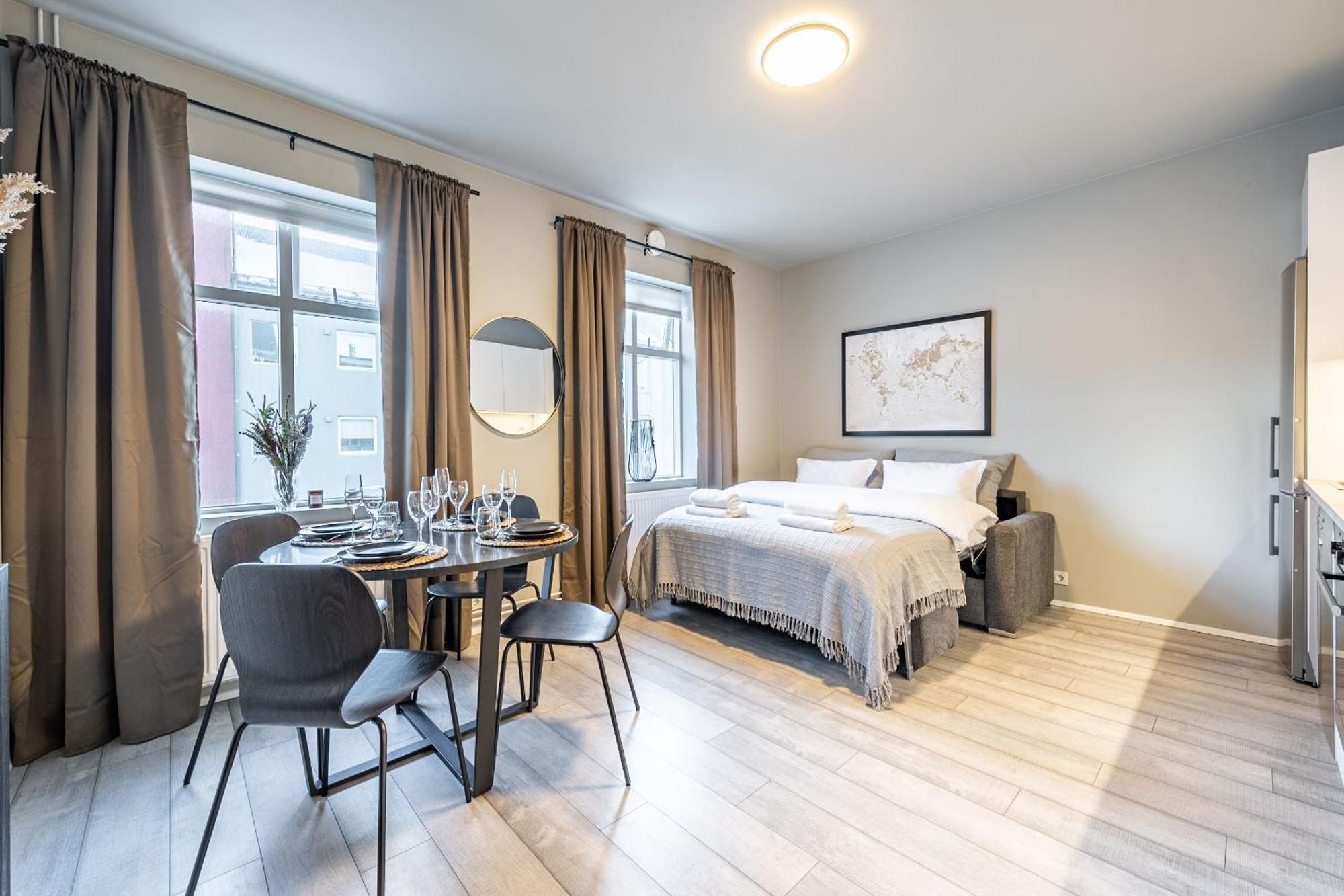 Astro Laugavegur Apartment Reykjavik Ngoại thất bức ảnh